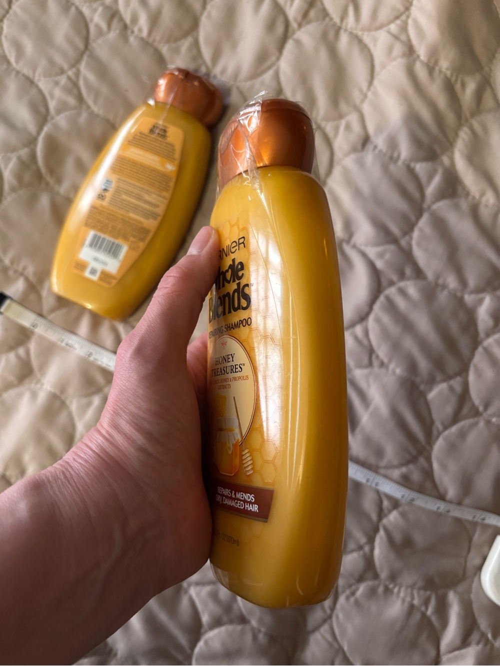 Garnier Whole Blends Honey Treasures Repairing Shampoo - Two-Bottle Bundle - Picture 4 of 7